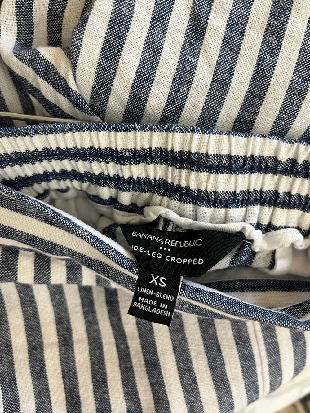 Banana Republic Wide-Leg Cropped Linen Blend Pants - XS - Navy & White